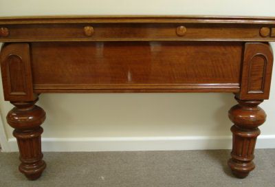 (M513) 9ft Oak Burroughes & Watts Billiard / Snooker Table