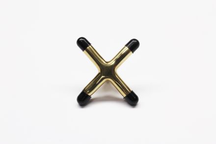 Peradon brass rest head