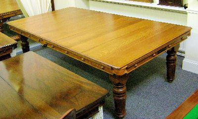 (M793) 8ft x 4ft E. J. Riley Oak Convertible Diner