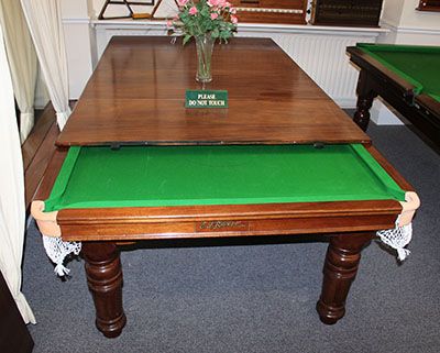 (M912) 8ft Mahogany Diner by Riley