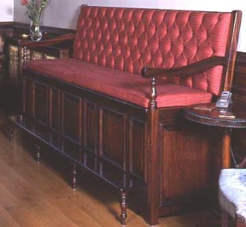 Large Billiard Room Settle