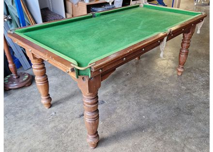 (M1422) 6 ft Used Mahogany Turned Leg Snooker/Pool Table