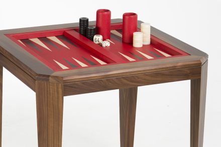 Backgammon Table