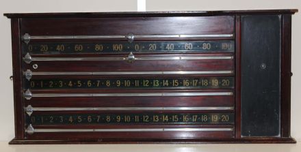 Mahogany snooker scoreboard