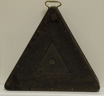 (MIS49) Antique Triangular Ball Box in Mahogany