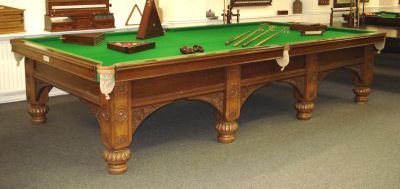(M590) Full-size Orme and Son Carved Oak Table