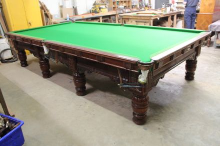 Antique full-size snooker table
