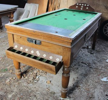 (M1209) Oak Turned Leg Bar Billiard Table