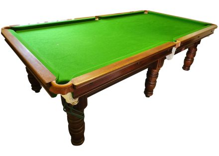 (M1316) 8 ft Mahogany Turned Leg Snooker/Pool Table