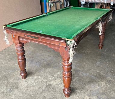 (M1339) 6 ft Mahogany Turned Leg Snooker/Pool Table