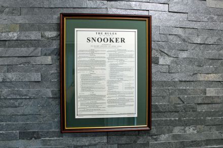 Traditional Snooker Rules in Traditional Mahogany Frame