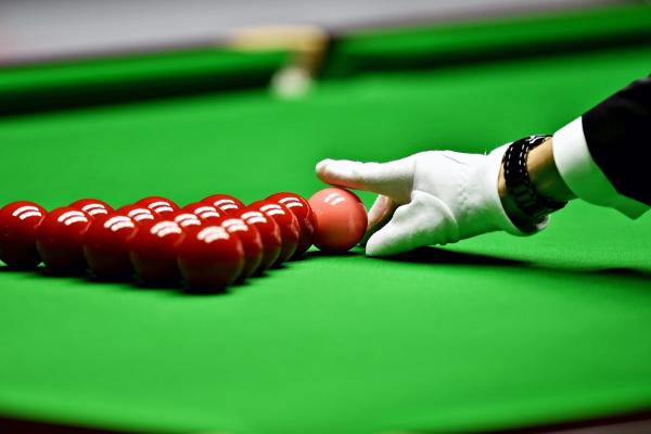 Master the Art of Snooker: A Beginner's Guide