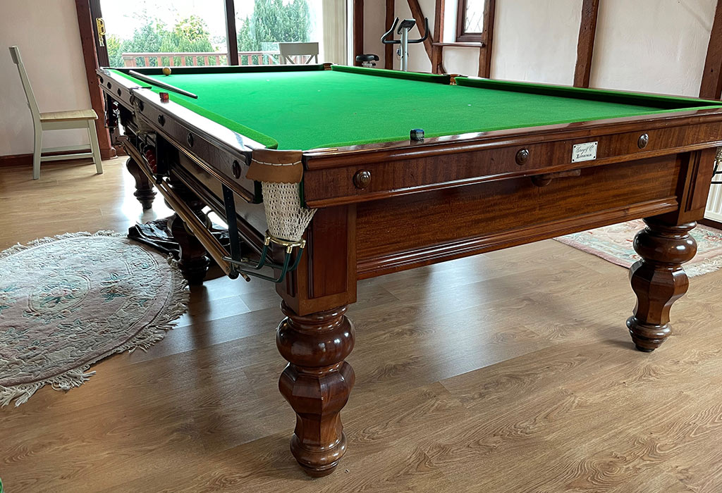 10ft Antique Snooker Table
